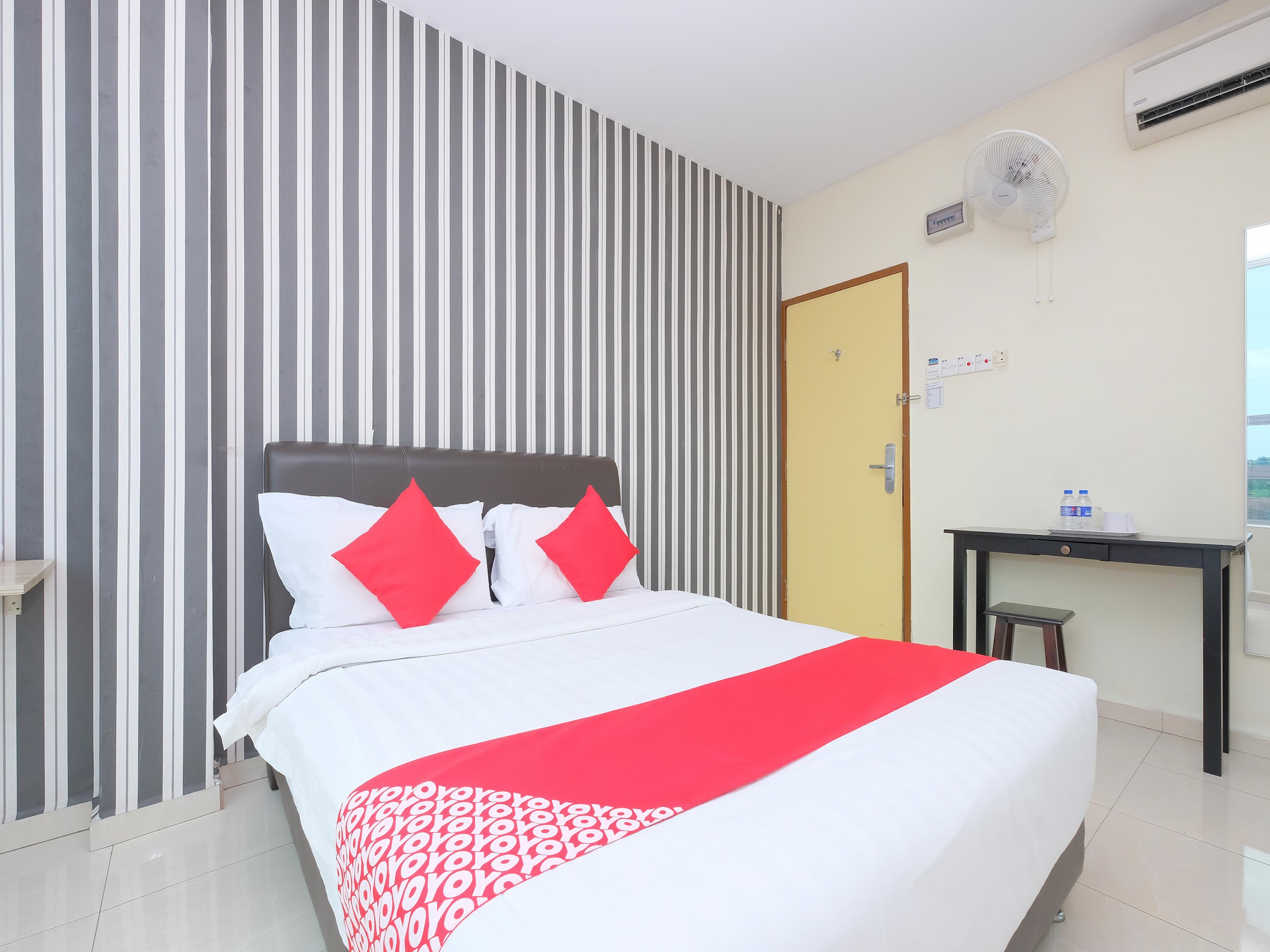 Mentekab Oyo 89493 Q Hotel Mentakab מראה חיצוני תמונה